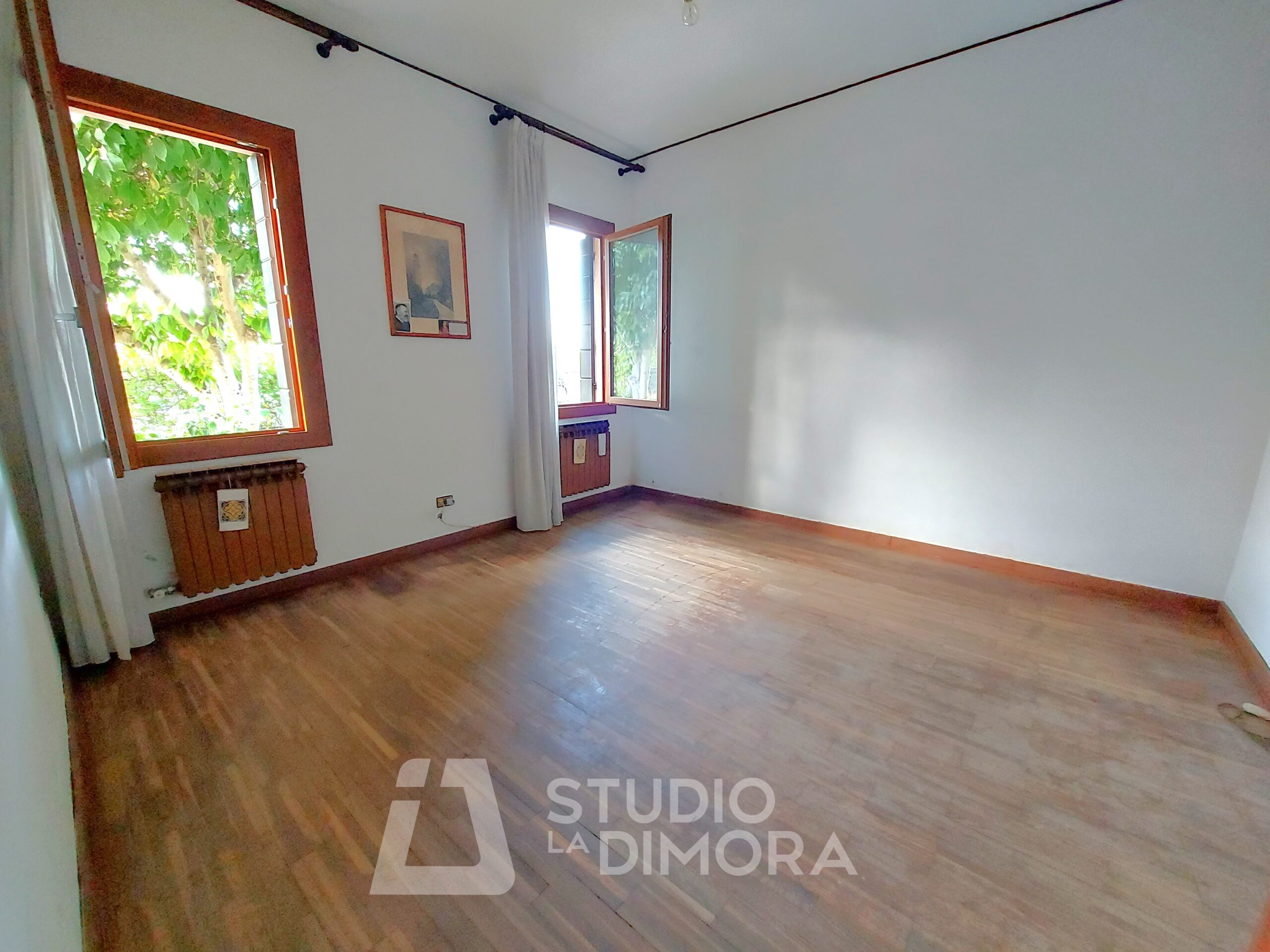 20251001_094240 - Copia