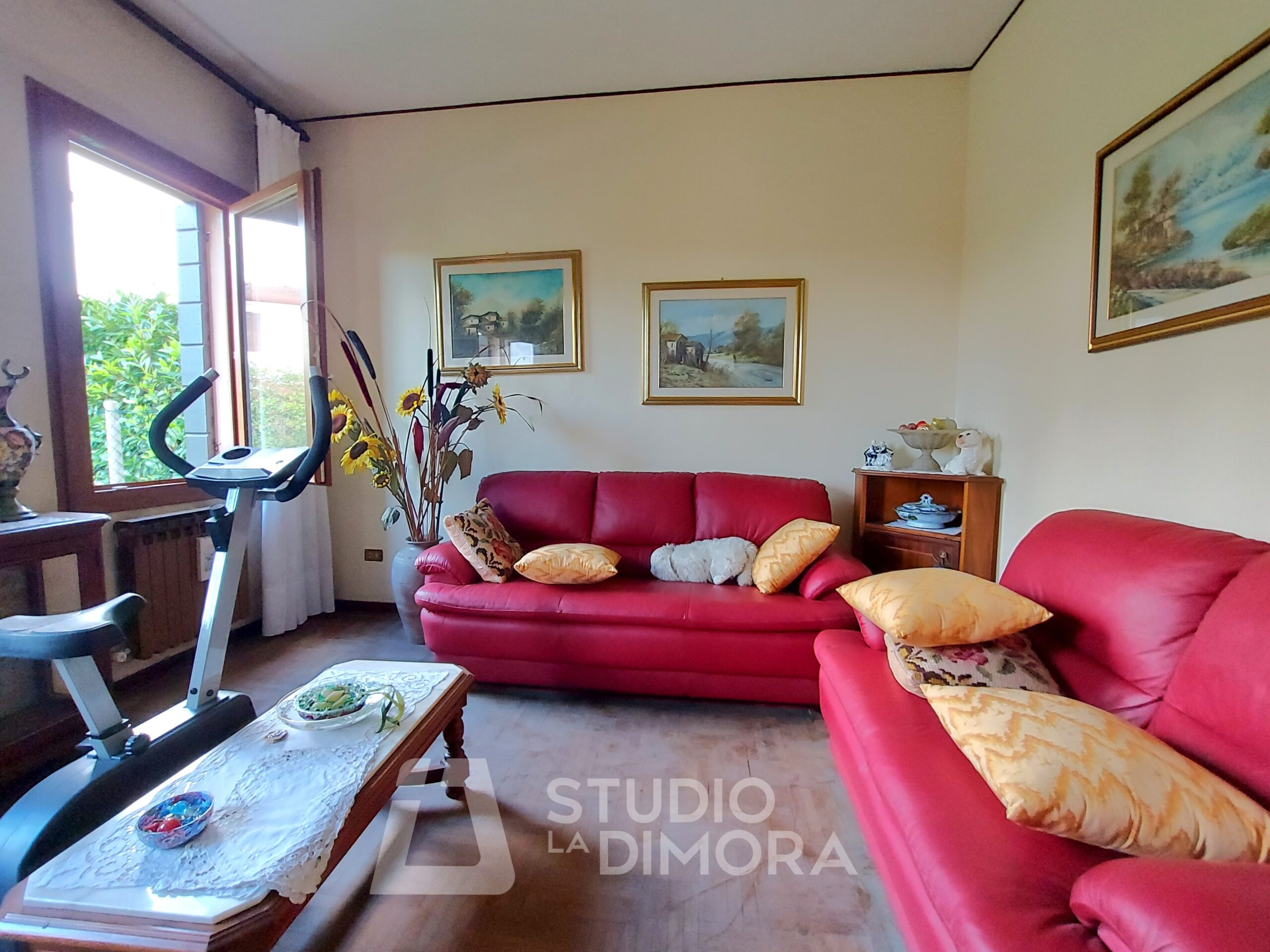 20251001_094358 - Copia