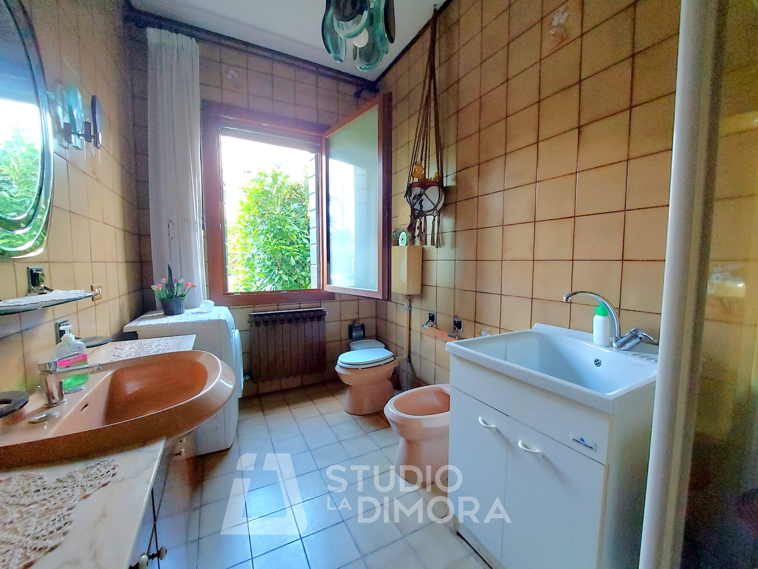 20251001_094443 - Copia